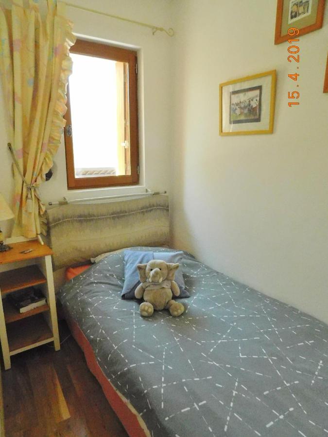 Chez Nous. B & B Bassy Eksteriør bilde